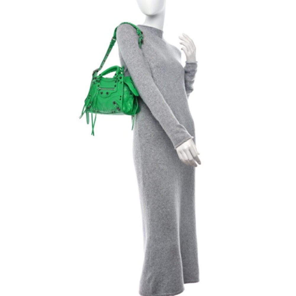 $2790 Balenciaga Arena Neo Cagole Lamb Leather Crossbody Bag, Vivid Green 700940 - Picture 16 of 16